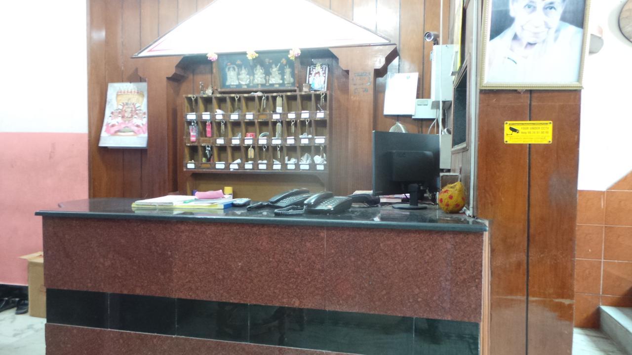 M.P.M. Guest House Puducherry Buitenkant foto