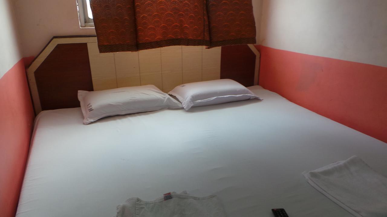 M.P.M. Guest House Puducherry Buitenkant foto