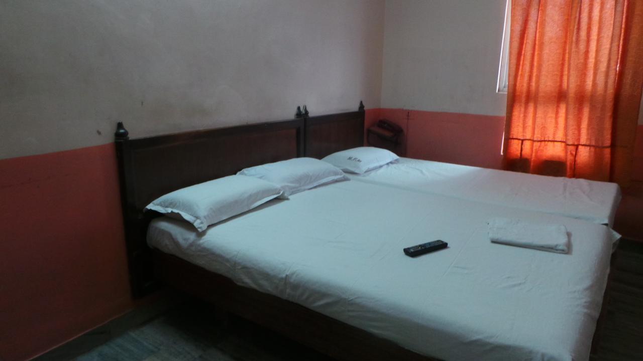 M.P.M. Guest House Puducherry Buitenkant foto