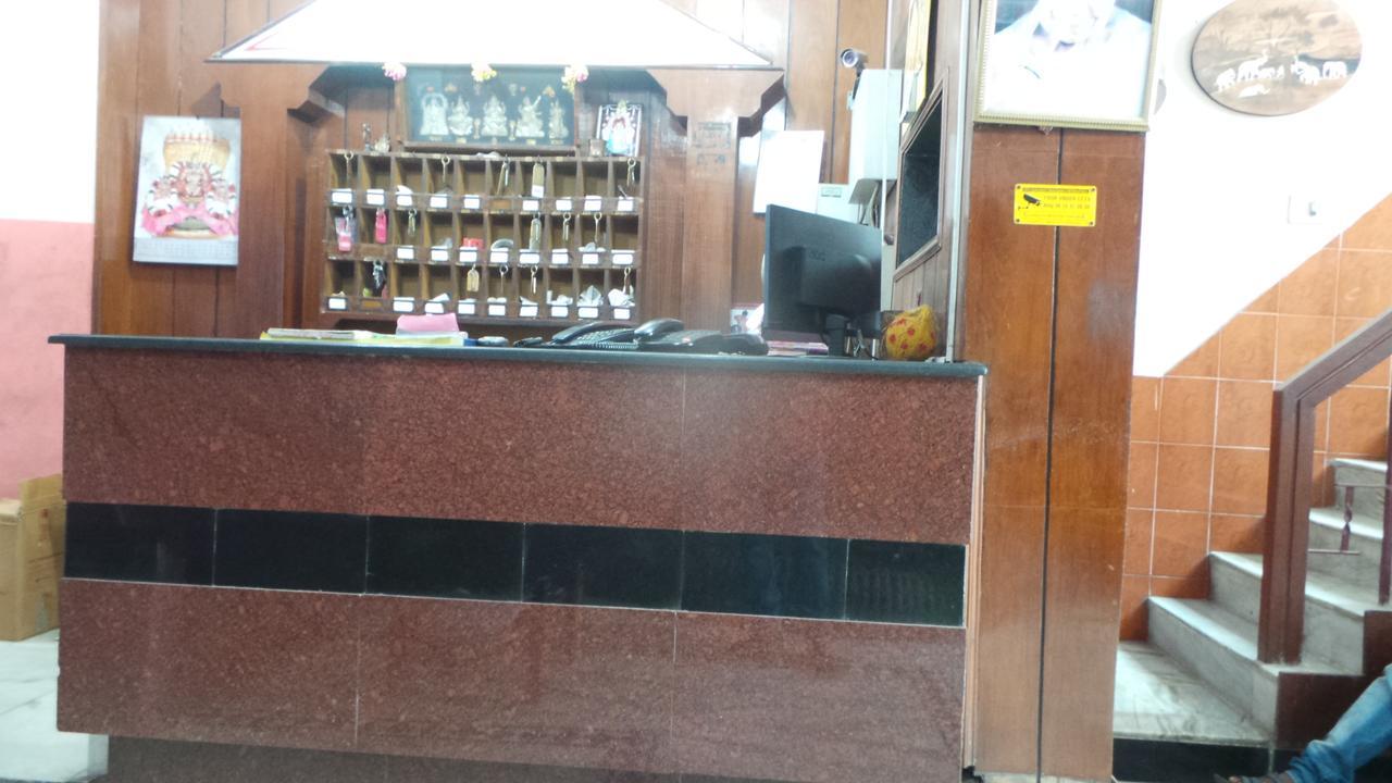 M.P.M. Guest House Puducherry Buitenkant foto