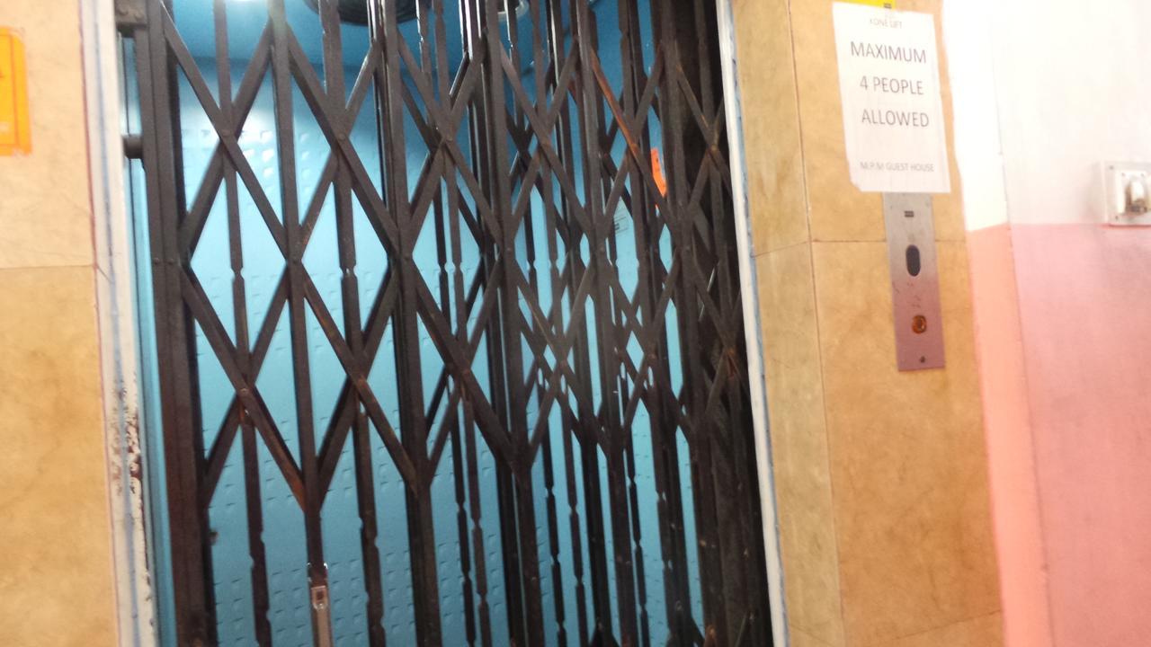 M.P.M. Guest House Puducherry Buitenkant foto